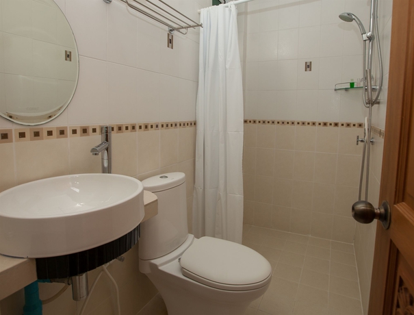 Imagen de la habitación del Hotel Relax Beach Inn. Foto 10