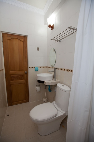 Imagen de la habitación del Hotel Relax Beach Inn. Foto 11
