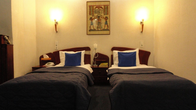 Imagen de la habitación del Hotel Relax Comfort Suites. Foto 1