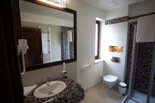 Imagen de la habitación del Hotel Relax Craiova. Foto 6