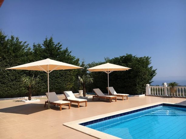 Imagen general del Hotel Relax Dhermi. Foto 1