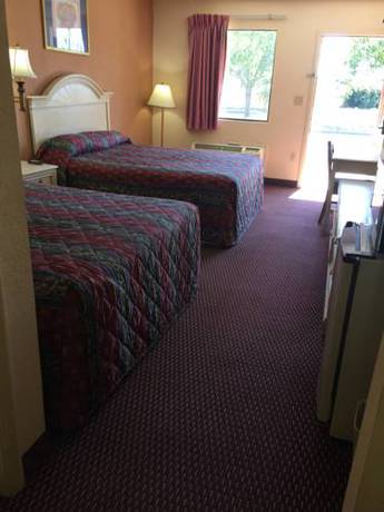 Imagen de la habitación del Hotel Relax Inn, Albany. Foto 10