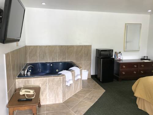 Imagen de la habitación del Hotel Relax Inn Altoona. Foto 3