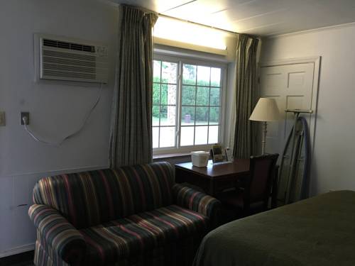 Imagen de la habitación del Hotel Relax Inn Altoona. Foto 8