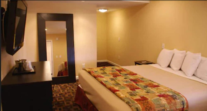 Imagen de la habitación del Hotel Relax Inn And Suites, El Cajon. Foto 8