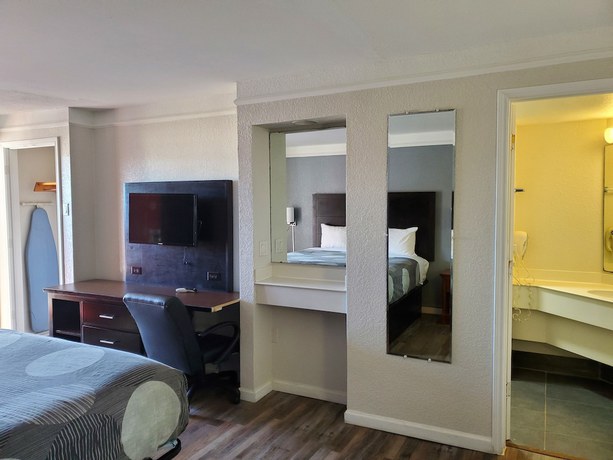 Imagen de la habitación del Hotel Relax Inn, Mesa View. Foto 14