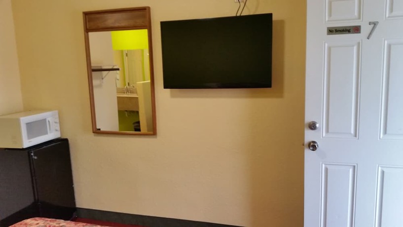 Imagen de la habitación del Hotel Relax Inn Motel. Foto 2