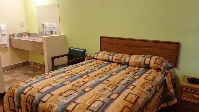 Imagen de la habitación del Hotel Relax Inn Motel. Foto 5