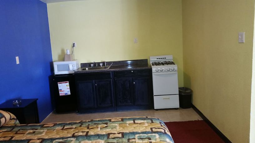 Imagen de la habitación del Hotel Relax Inn Motel. Foto 6