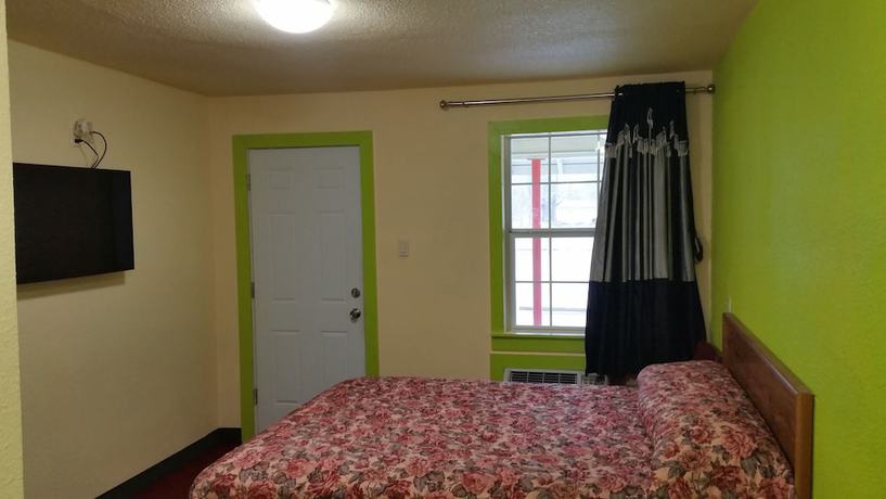 Imagen de la habitación del Hotel Relax Inn Motel. Foto 11