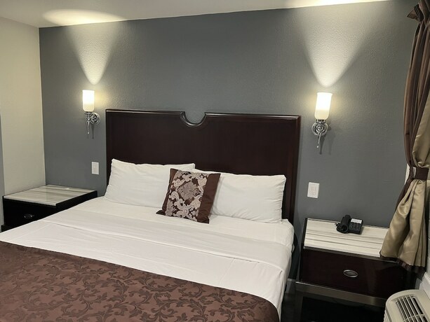 Imagen de la habitación del Hotel Relax Inn Motel, Flagstaff. Foto 15