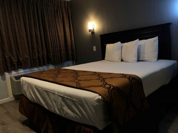Imagen de la habitación del Hotel Relax Inn Motel, Flagstaff. Foto 20