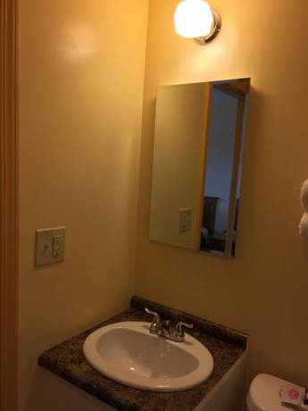 Imagen de la habitación del Hotel Relax Inn - Saginaw. Foto 3