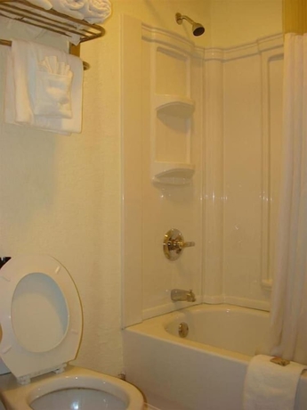 Imagen de la habitación del Hotel Relax Inn, Tranquilla Woods. Foto 14