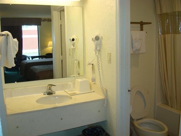 Imagen de la habitación del Hotel Relax Inn, Tranquilla Woods. Foto 18