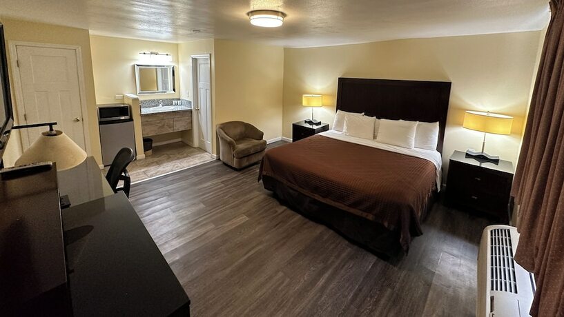 Imagen de la habitación del Hotel Relax Inn of Medford. Foto 10