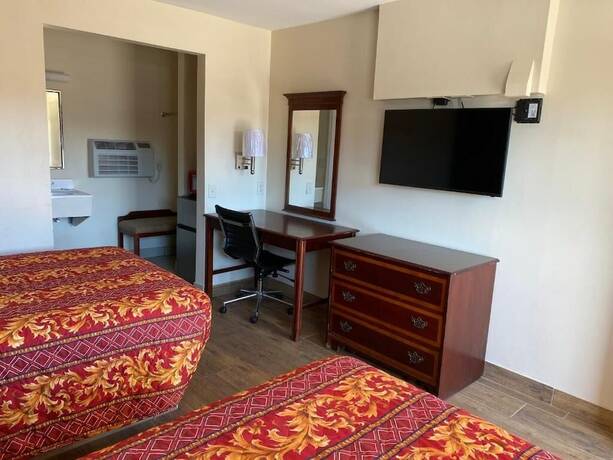 Imagen general del Hotel Relax Inn-Plaquemine. Foto 10