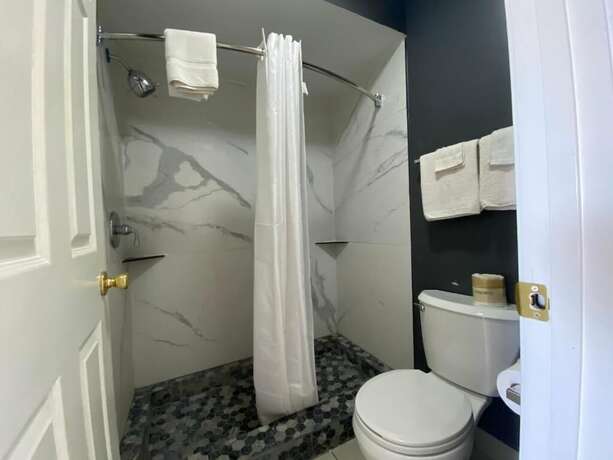 Imagen general del Hotel Relax Inn-Plaquemine. Foto 20