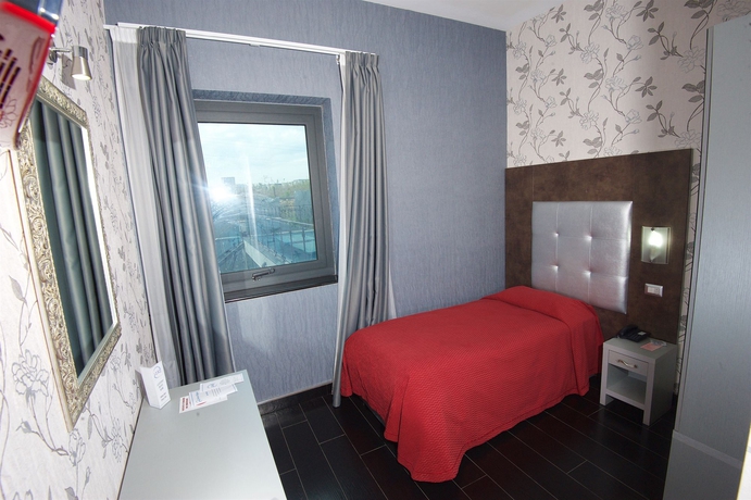 Imagen de la habitación del Hotel Relax Roma Nord. Foto 11