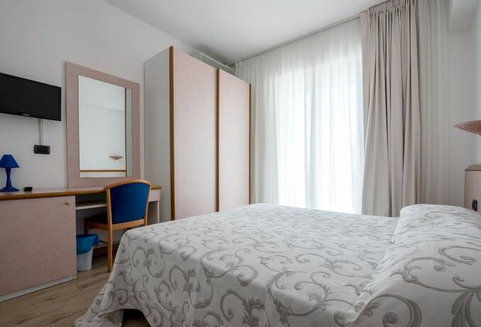 Imagen de la habitación del Hotel Relax, San Benedetto del Tronto. Foto 11