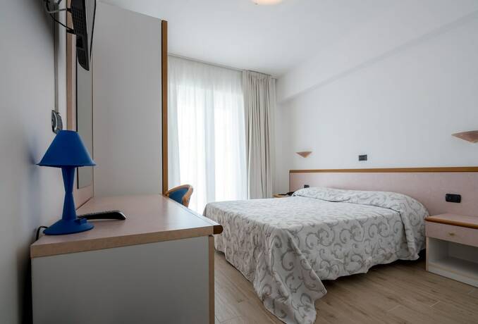 Imagen de la habitación del Hotel Relax, San Benedetto del Tronto. Foto 14