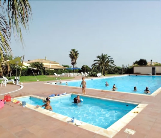 Imagen de la piscina del Hotel Relax, Siracusa. Foto 15