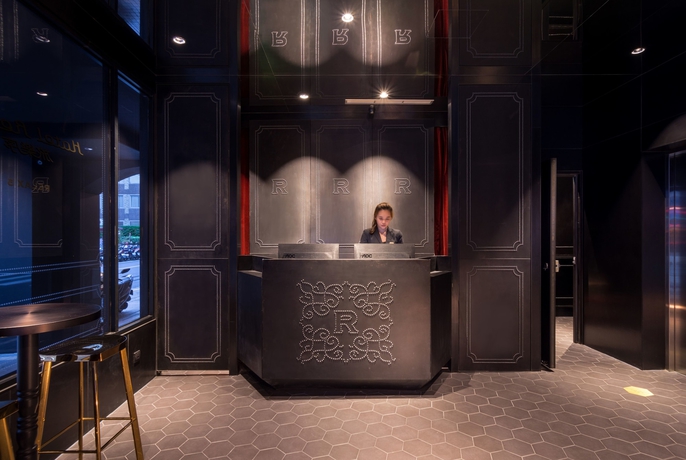 Imagen de los interiores del Hotel Relax V. Foto 19