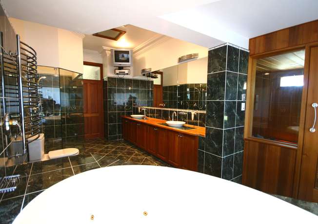 Imagen de la habitación del Hotel Relaxin. Foto 8