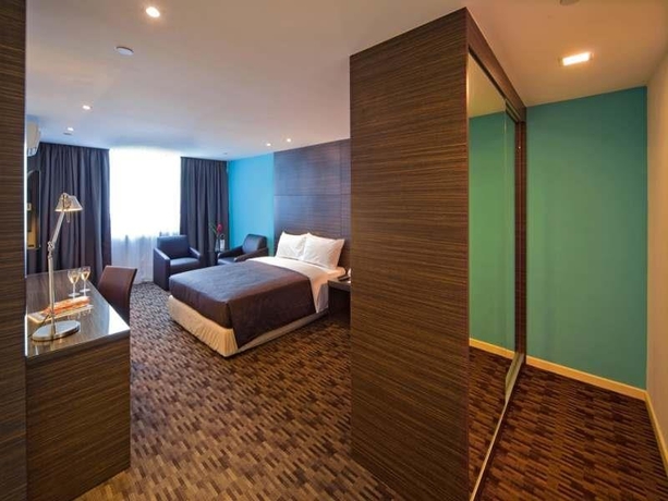 Imagen de la habitación del Hotel Relc International. Foto 3