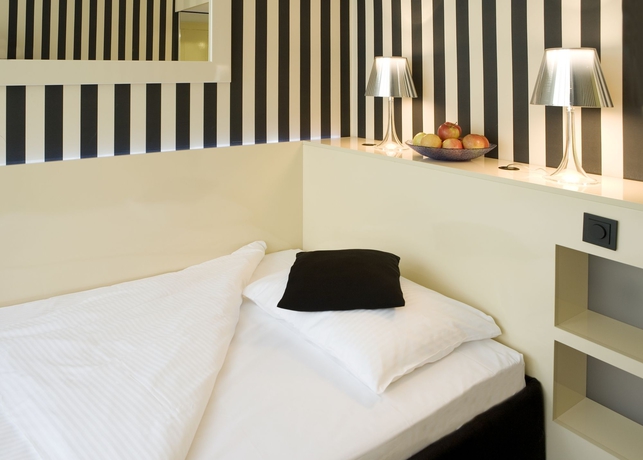 Imagen de la habitación del Hotel Relexa Bellevue. Foto 13