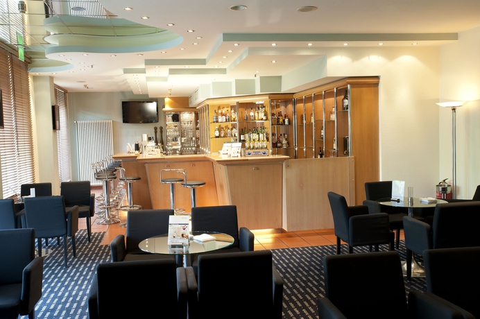 Imagen del bar/restaurante del Hotel Relexa Frankfurt/ Main. Foto 3
