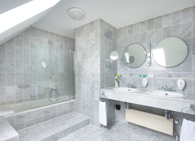 Imagen de la habitación del Hotel Relexa Waldhotel Schatten. Foto 7