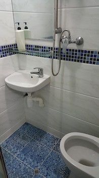 Imagen general del Hotel Reliance Inn, Chung King Mansion. Foto 12