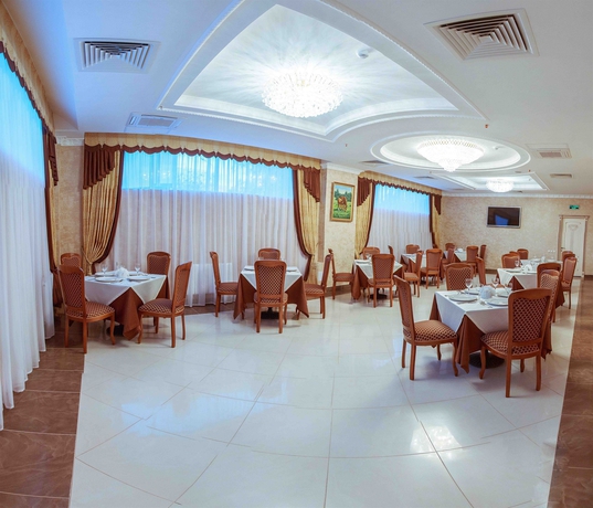 Imagen del bar/restaurante del Hotel Relita-kazan. Foto 2
