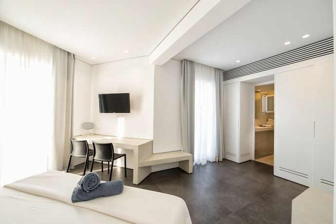 Imagen de la habitación del Hotel Relux Ios. Foto 22