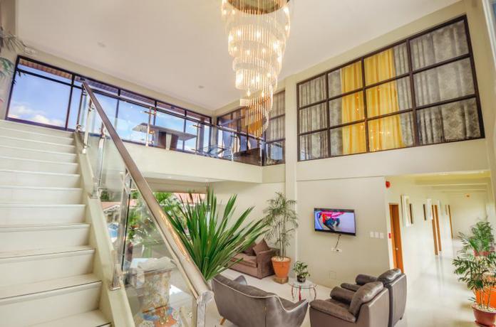 Imagen de los interiores del Hotel Rema Tourist Inn. Foto 4