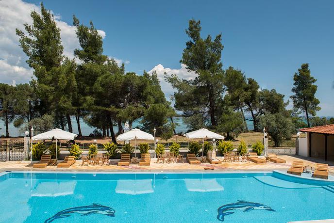 Imagen de la piscina del Hotel Rema, Vourvourou. Foto 9