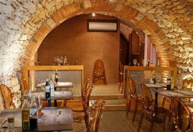 Imagen del bar/restaurante del Hotel Rem&agrave;t. Foto 5