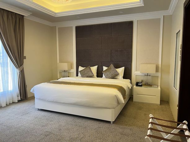 Imagen de la habitación del Hotel Remaj. Foto 8