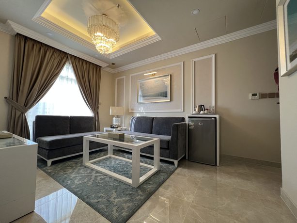 Imagen de la habitación del Hotel Remaj. Foto 18