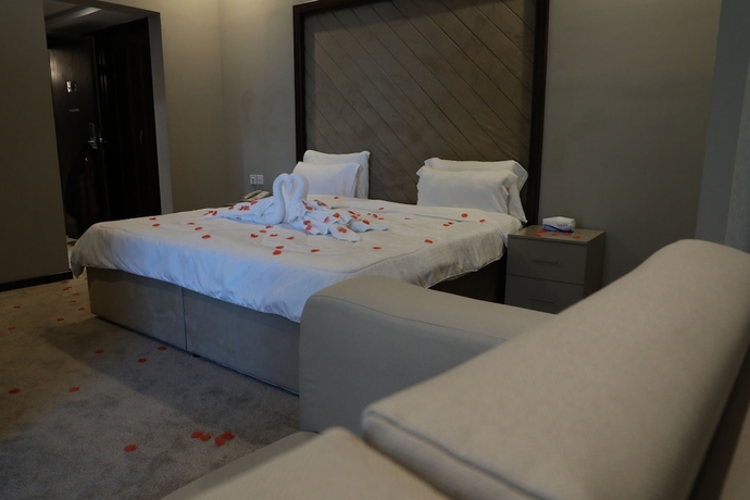 Imagen de la habitación del Hotel Remal Royal Residence. Foto 3