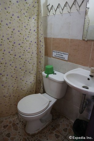 Imagen de la habitación del Hotel Remari Tourist Inn. Foto 5