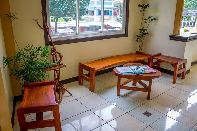 Imagen de los interiores del Hotel Remari Tourist Inn. Foto 19