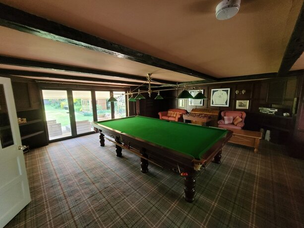 Imagen general del Hotel Remarkable 7 Bedroom Family House in Farnborough. Foto 1