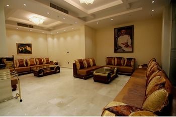 Imagen de los interiores del Hotel Remas Suites. Foto 15