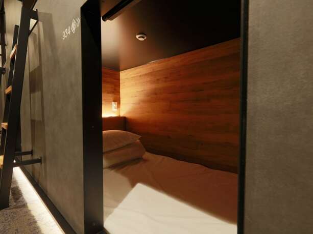 Imagen general del Hotel Rembrandt Cabin And Spa Shimbashi - Caters To Men. Foto 9