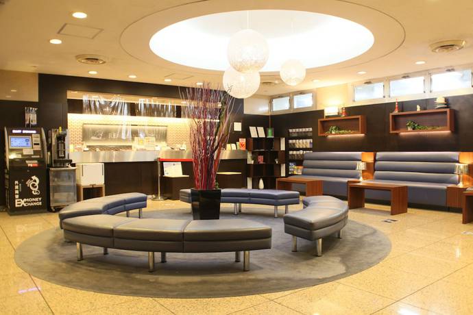 Imagen de los interiores del Hotel Rembrandt Style Tokyo Nishikasai. Foto 17