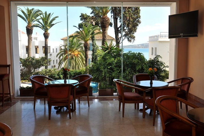 Imagen de los interiores del Hotel Rembrandt, Tánger. Foto 13