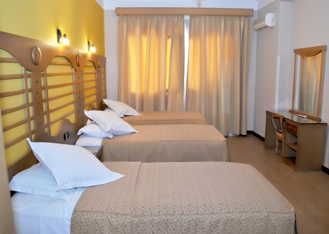 Imagen de la habitación del Hotel Rembrandt, Tánger. Foto 12