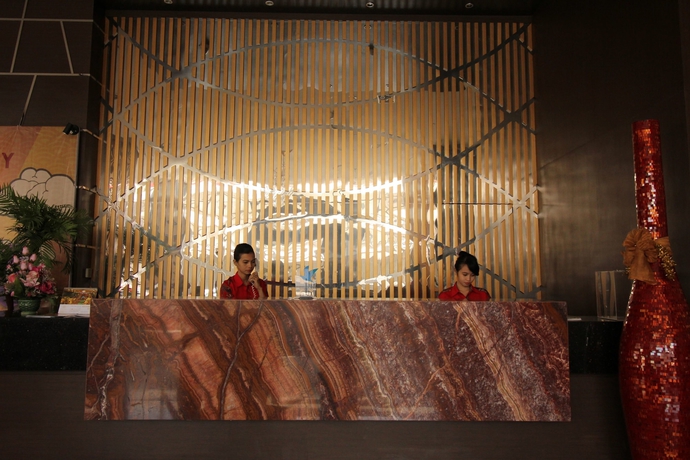 Imagen de los interiores del Hotel Remcy. Foto 11